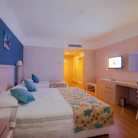 Linda Sunny & Hotell 5*