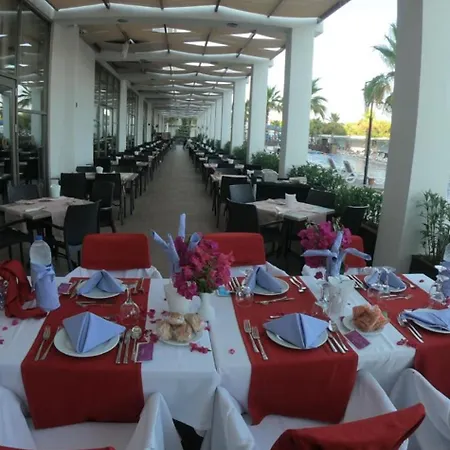Hotell Linda Sunny & 5*