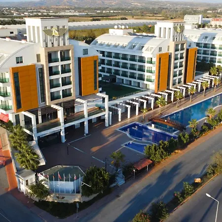 Linda Sunny & Hotell 5*